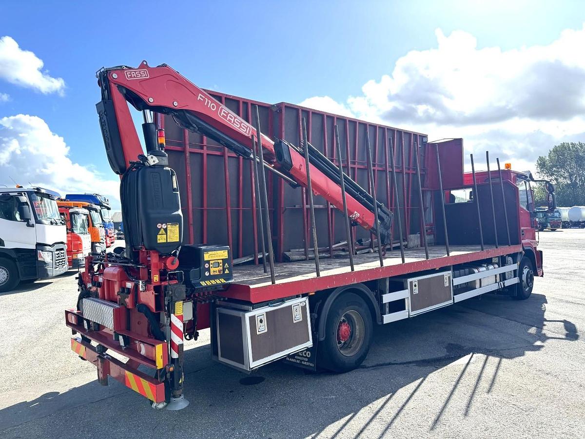 God Iveco EuroCargo 160E30 Fassi F110 / Glaslad