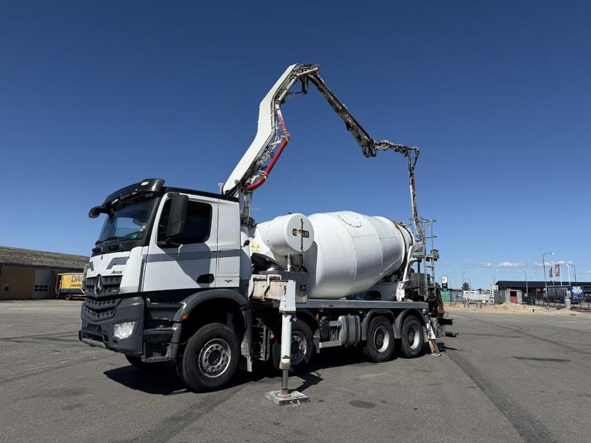 God Mercedes Arocs 3251 8x4 CIFA Magnum MK 28.4 L PUMI