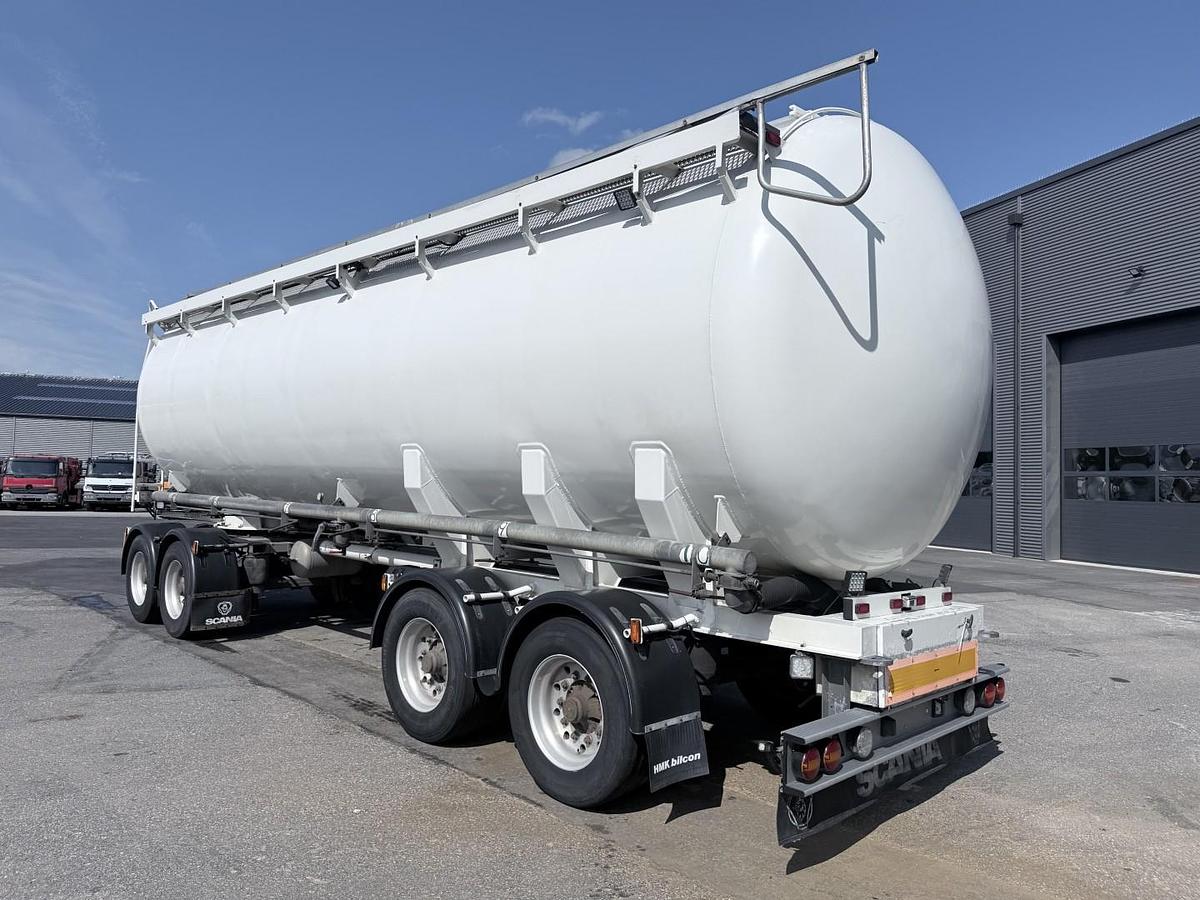 Meget god HMK Bilcon 30 t. 42 m3 Silo tank 6 rum