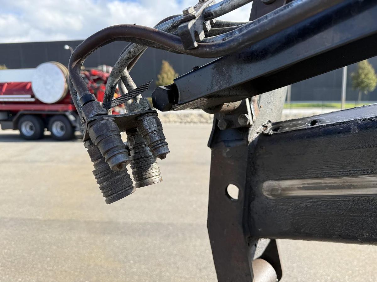 Used 2004 MAN LE 18.280 4x4 HMF 1563K3