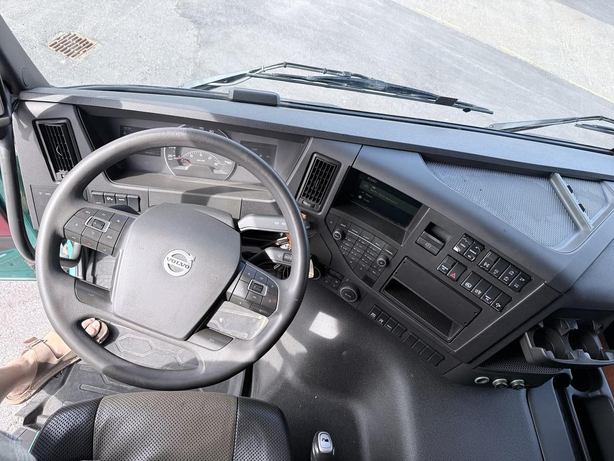 God 2019 Volvo FMX500 8x4 med løftbogie HMF Pendeltip