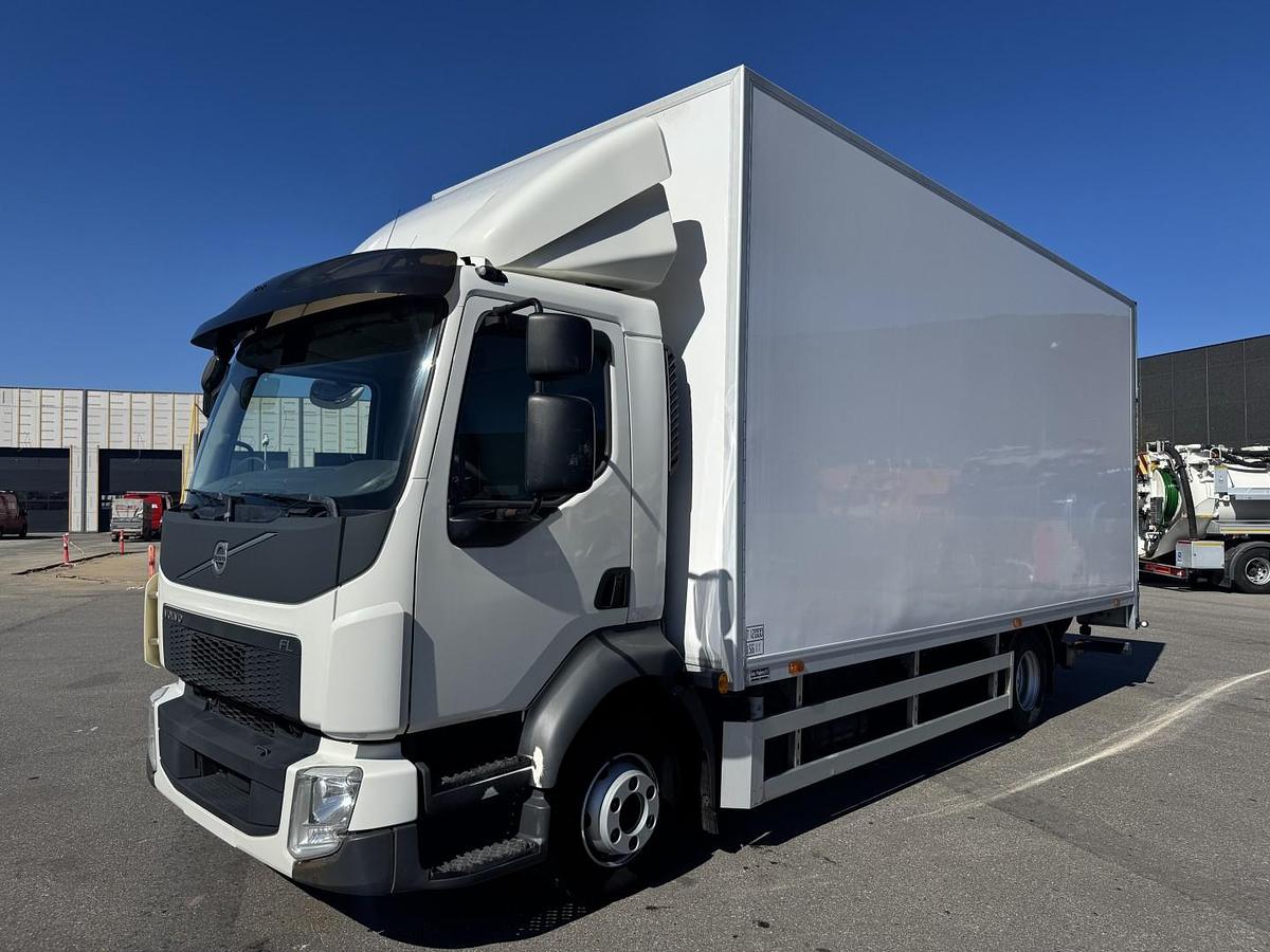 God Volvo FL 210  4x2 Lukket kasse Euro 6