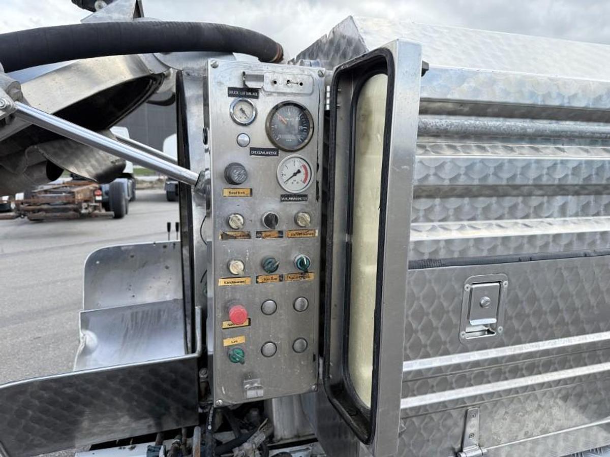 God 2002 Mercedes Sprinter 906 Cappellotto Combi 600