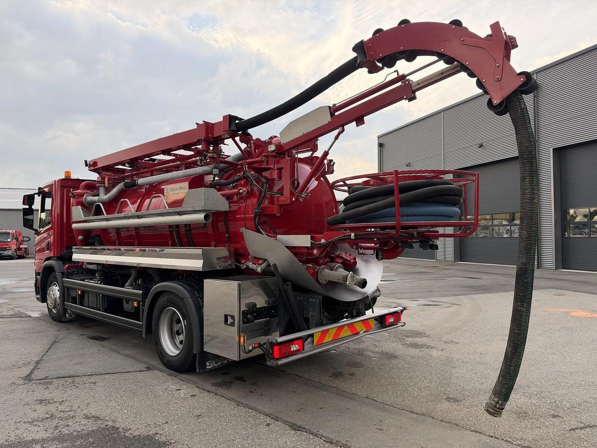 Meget god 2021 Scania P280 4x2 Simon Moos SLS1648 8.000 l. Kombi