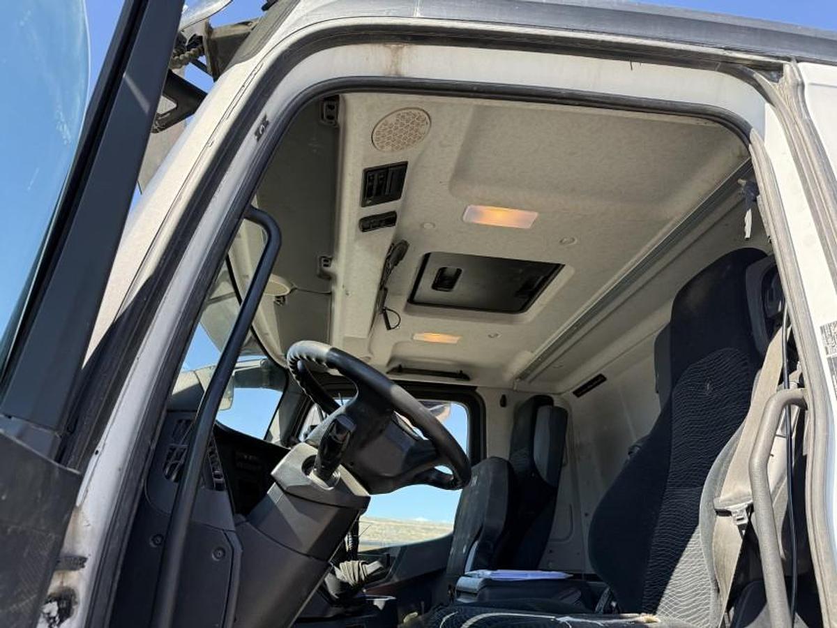 God Mercedes Arocs 3251 8x4 CIFA Magnum MK 28.4 L PUMI