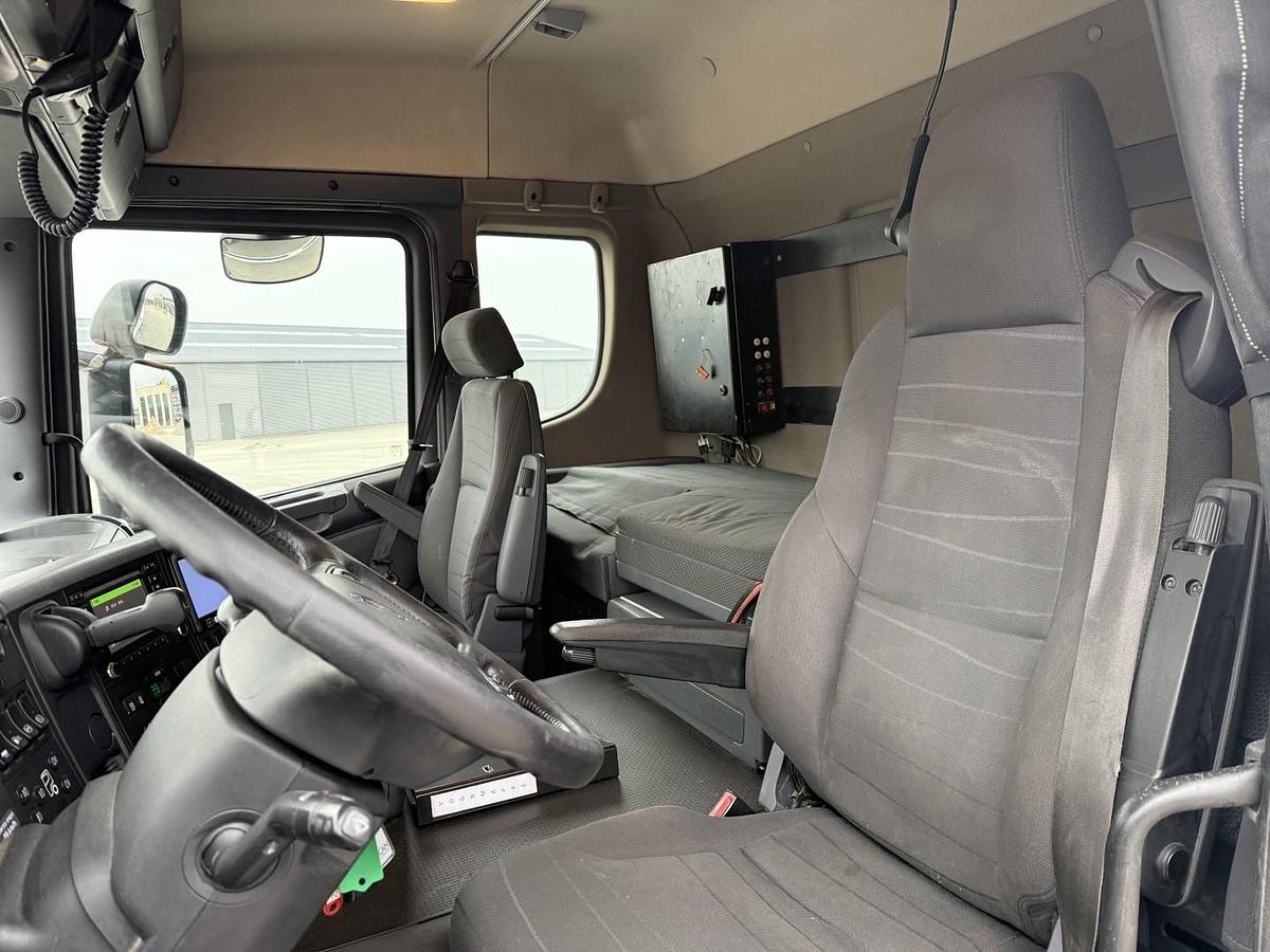 Meget god 2014 Scania G450 8x2*6 24.000 l. ADR Tank Euro 6