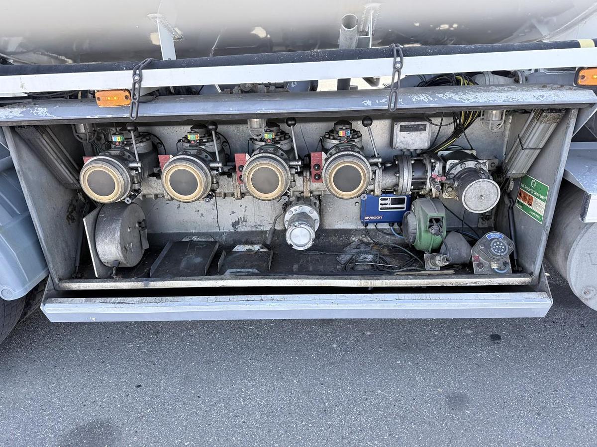 God Volvo FM9/260 4x2 12.865 L ADR Tankbil