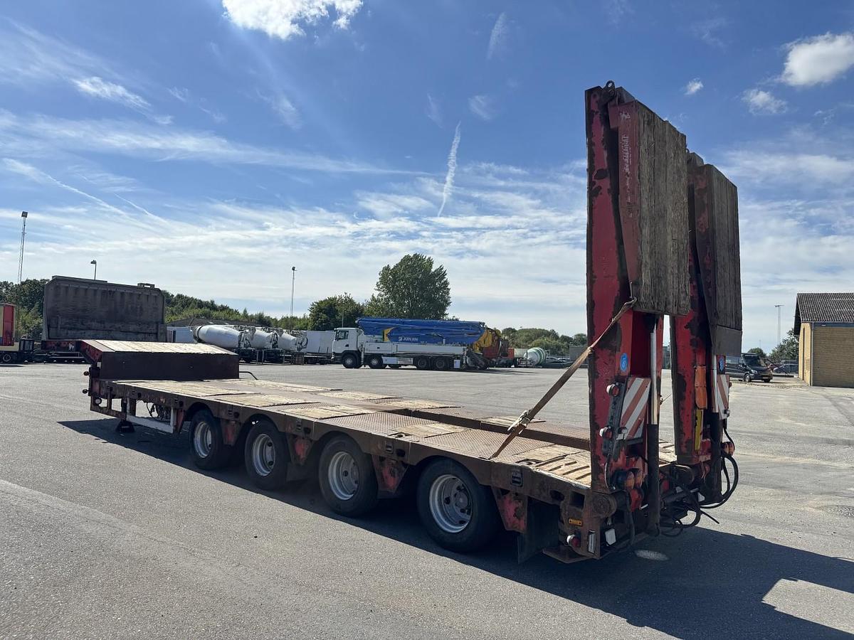 God Kel-Berg / Faymonville 4 akslet Udtræks Maskintrailer