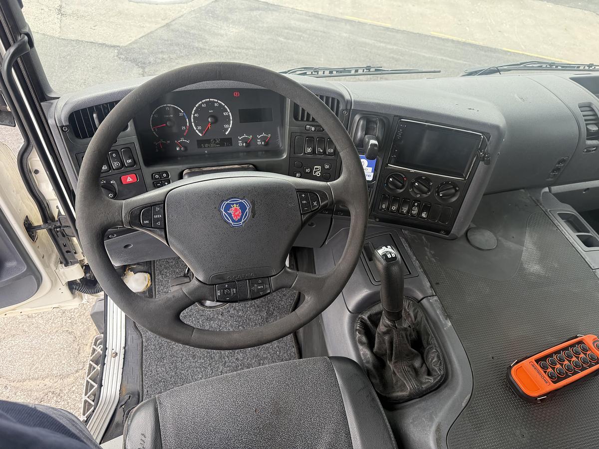 God 2007 Scania P270 4x2 Hvidtved Larsen 7000 L