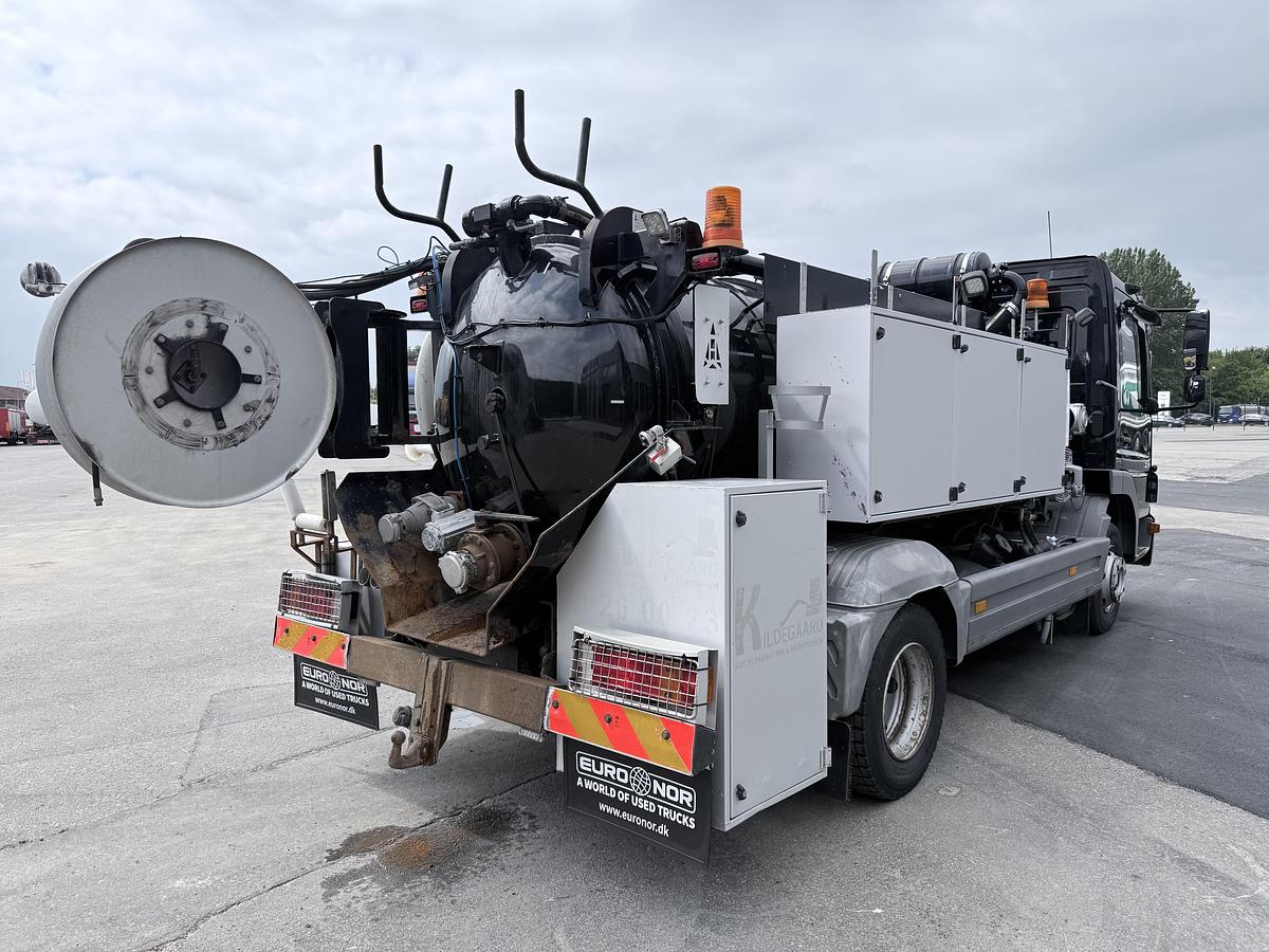 God Mercedes Atego 1224 4x2 Hvidtved Larsen Cityflex 204