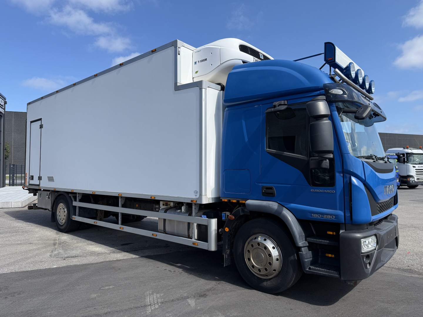 God Iveco EuroCargo 180-280 4x2 Thermo King T-1000R