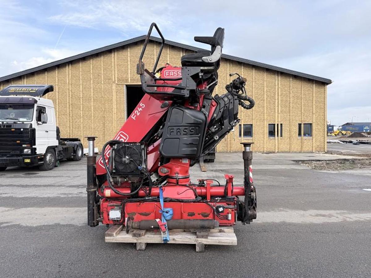 God 2018 Fassi F245A.2.25 E-Dynamic Fjernbetjening