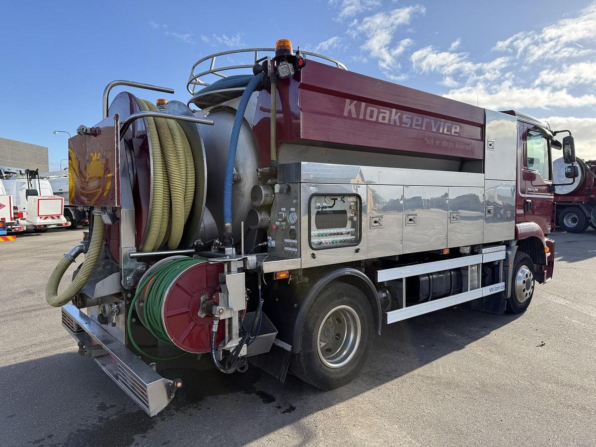 Meget god MAN TGM 14.250 4x2 VM-Tarm 4.000 l. Rustfri stål PED Kombi