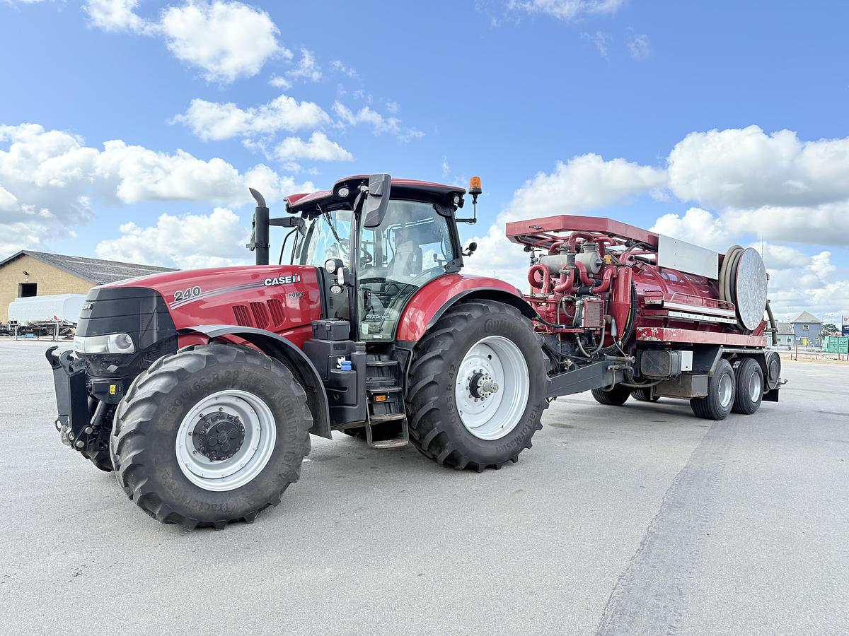 Meget god Case 240 Puma - Hvidtved Larsen 10.000 L KombiLine Slamsuger