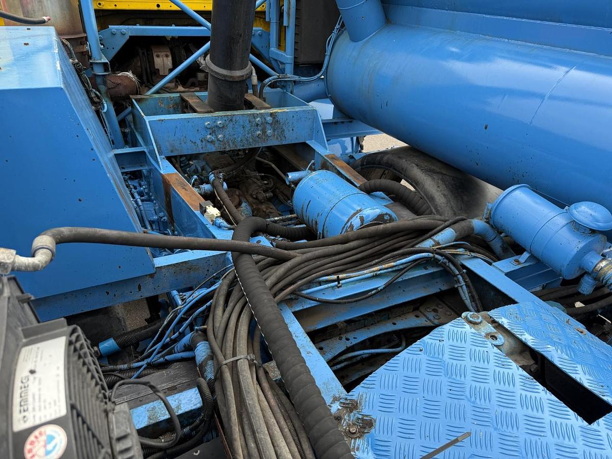 God 1999 Mercedes Actros 4140 8x4 KOKS MEGAVAC 8000 ADR 13.500 l. Rustfri stål