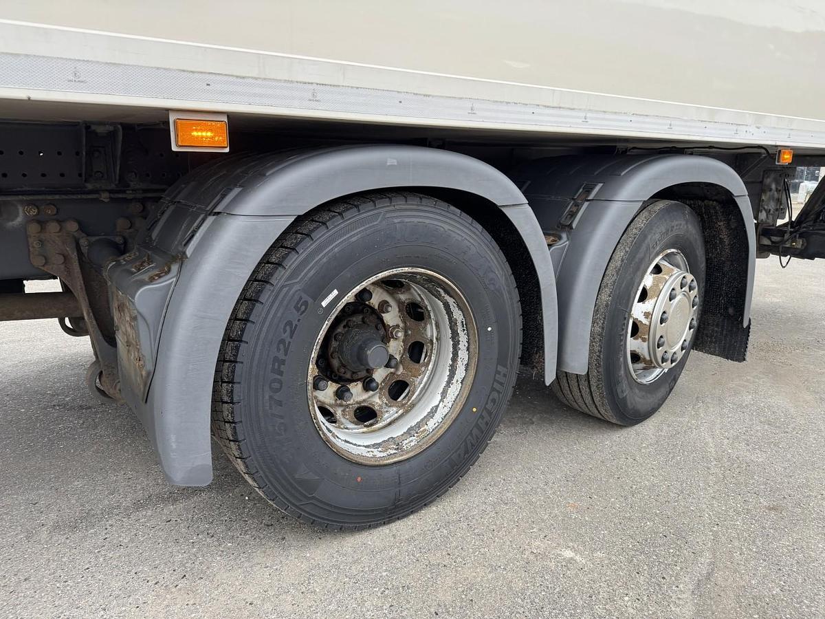 God Scania Scania P320 6x2*4 Carrier Supra 1250 Mt 9.90 m. kasse