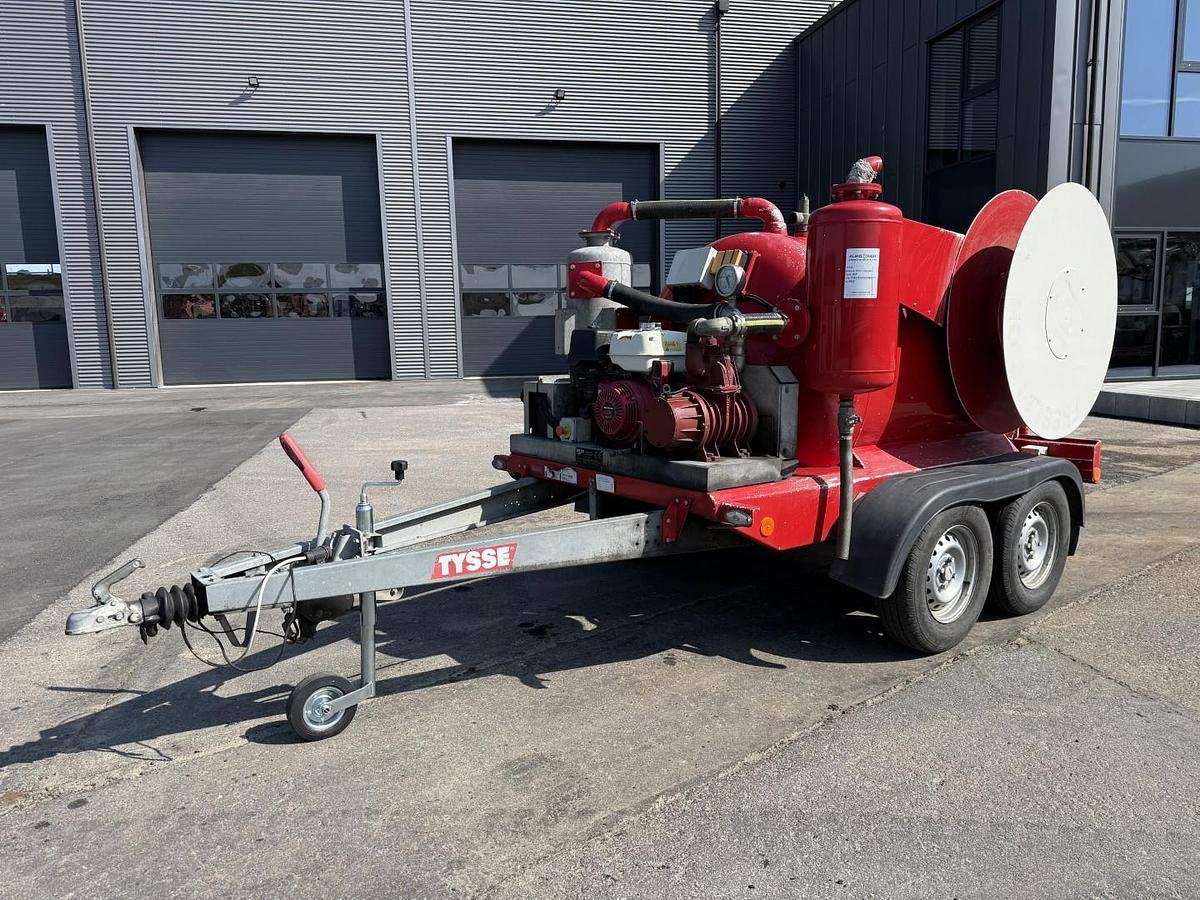 God Tysse Nomek Minislamsuger / 1500 L Rustfri tank Trailer