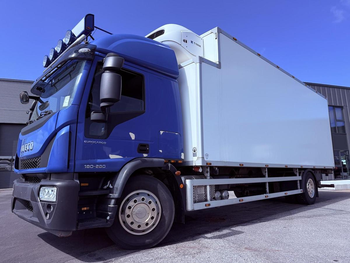 God Iveco EuroCargo 180-280 4x2 Thermo King T-1000R