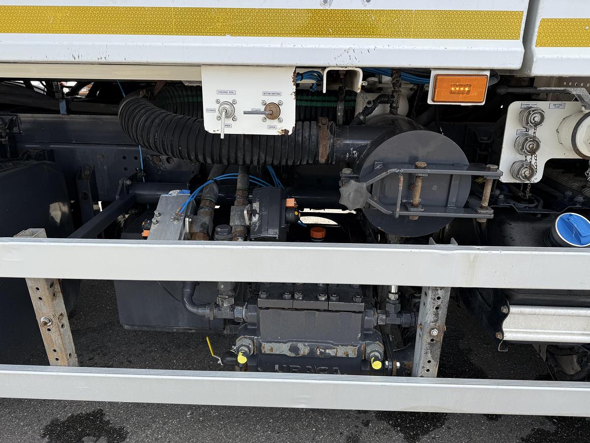 God Scania P360 EURO 6 6x4 Hvidtved Larsen FlexLine 312