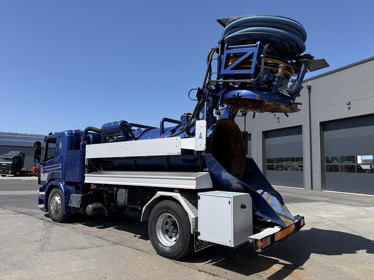 God Scania P310 4x2 Hvidtved Larsen Flexline 207