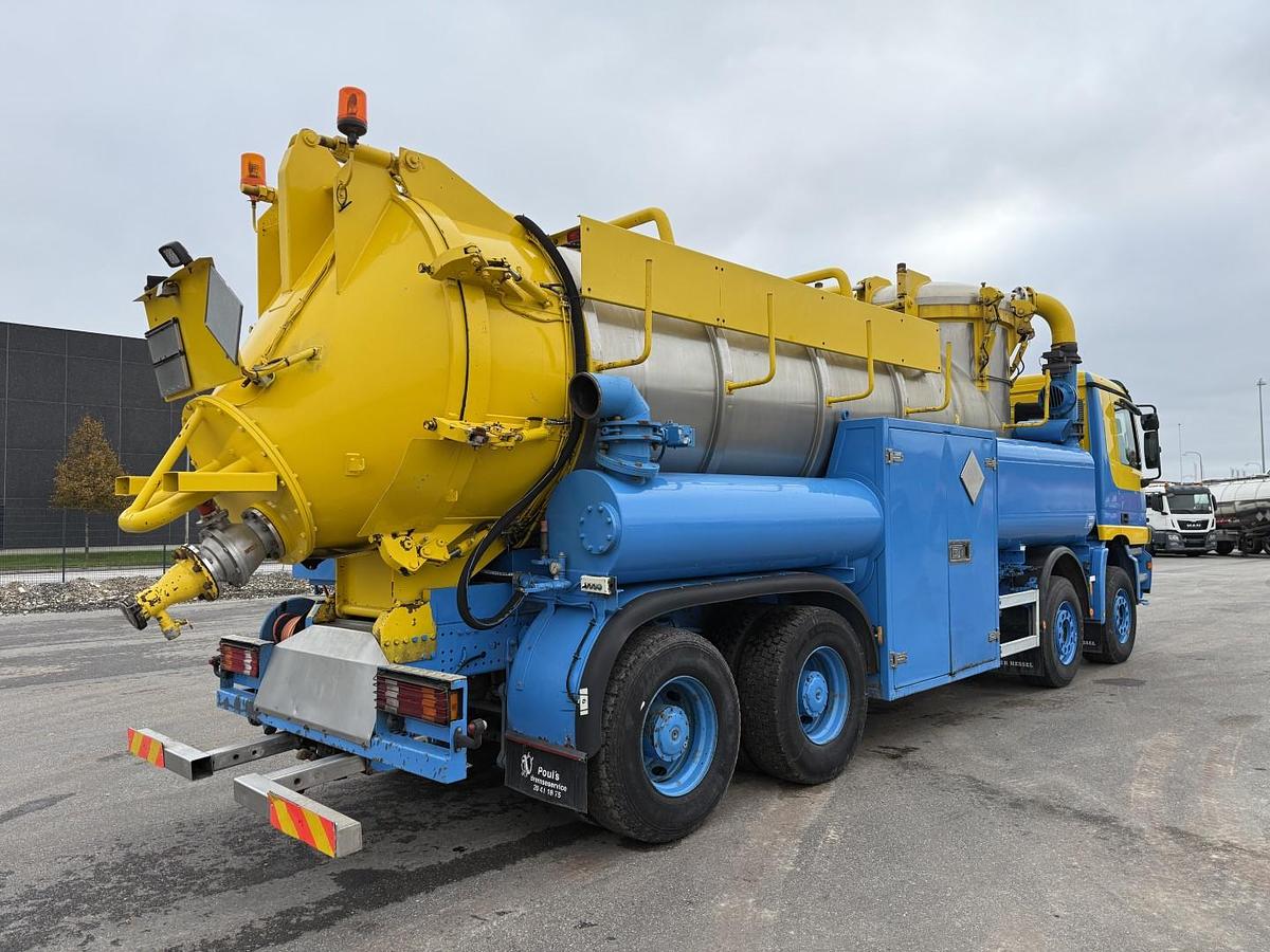 God 1999 Mercedes Actros 4140 8x4 KOKS MEGAVAC 8000 ADR 13.500 l. Rustfri stål