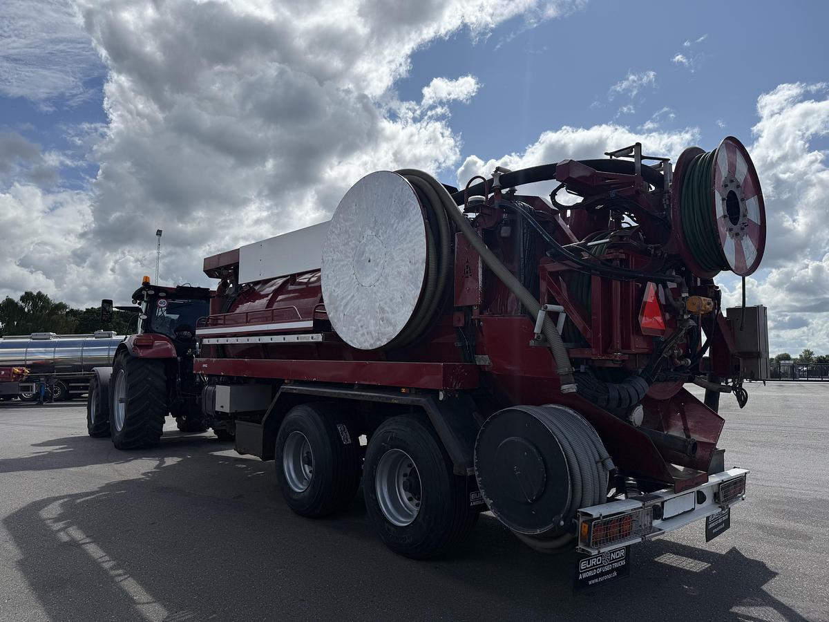 Meget god Case 240 Puma - Hvidtved Larsen 10.000 L KombiLine Slamsuger