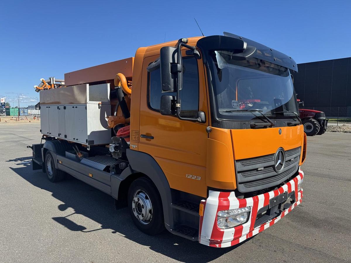 God 2016 Mercedes Atego 1323 4x2 Euro 6 Cityflex 204