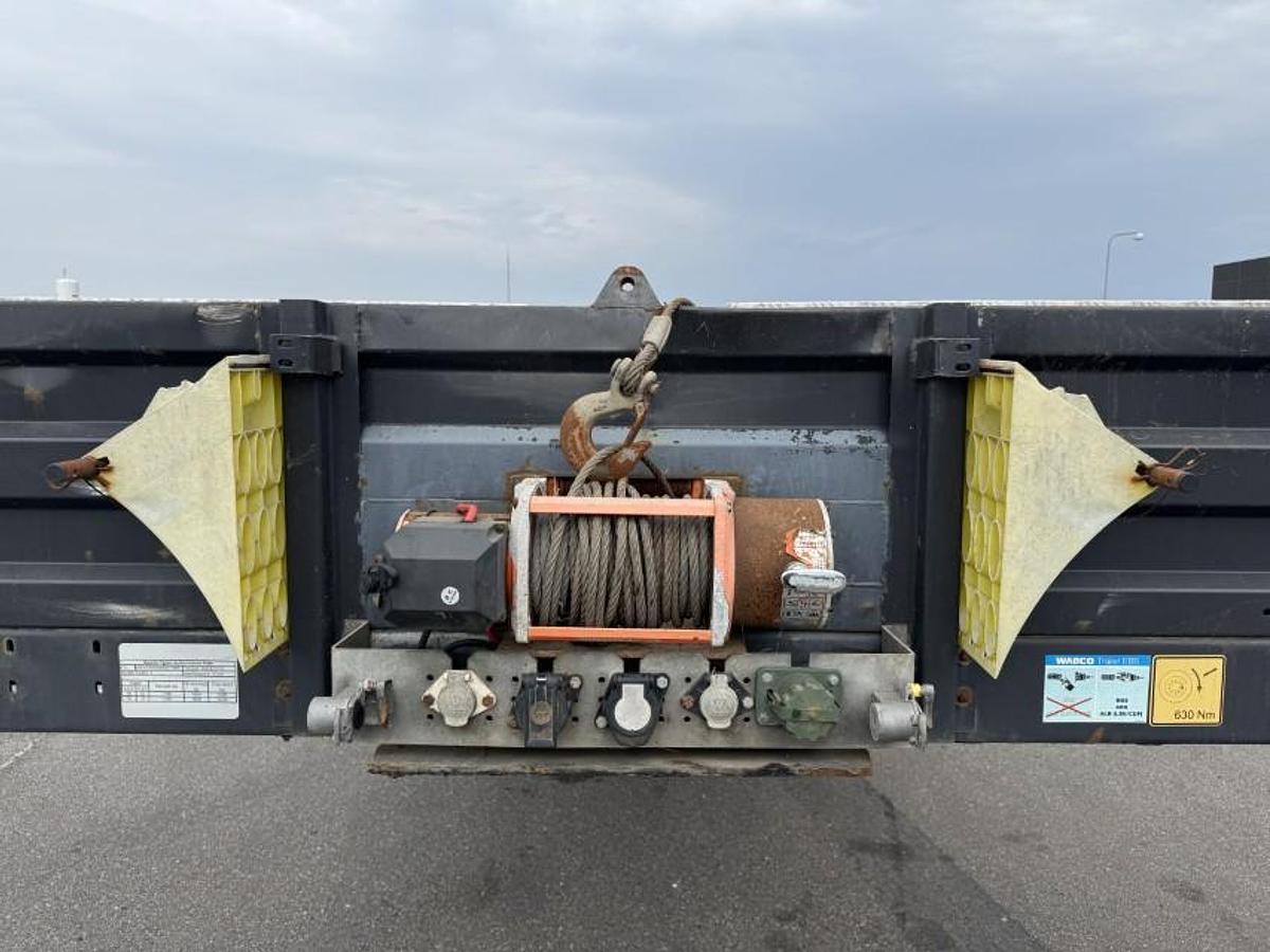 God Kässbohrer 4 akslet Udtrækkelig Maskintrailer