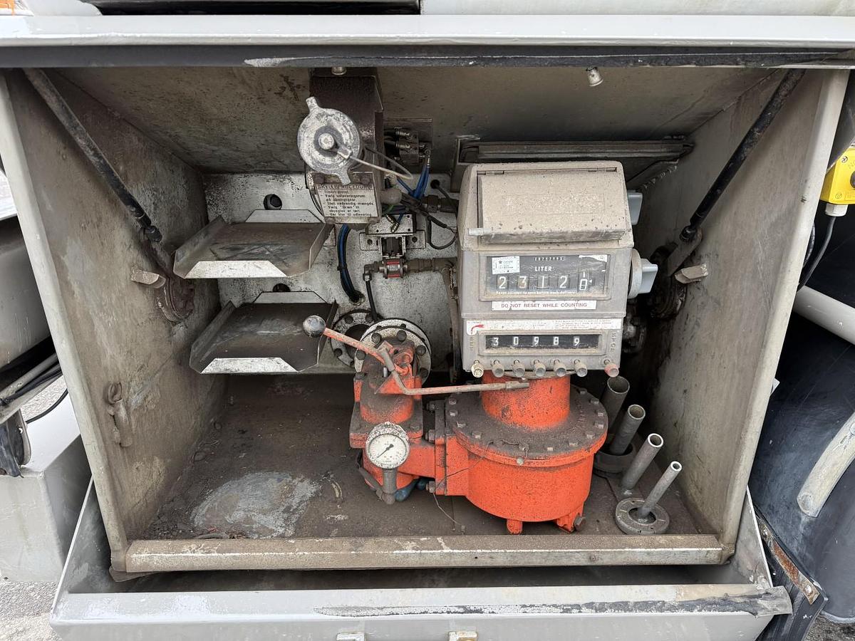 God 2007 HMK Bilcon TS2 33.000 l. ADR