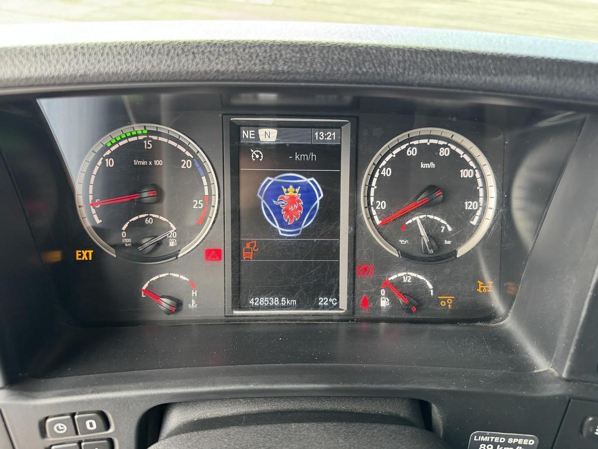 God Scania R490 8x2*6 Euro 6 Wirehejs / HMF 3220 K6