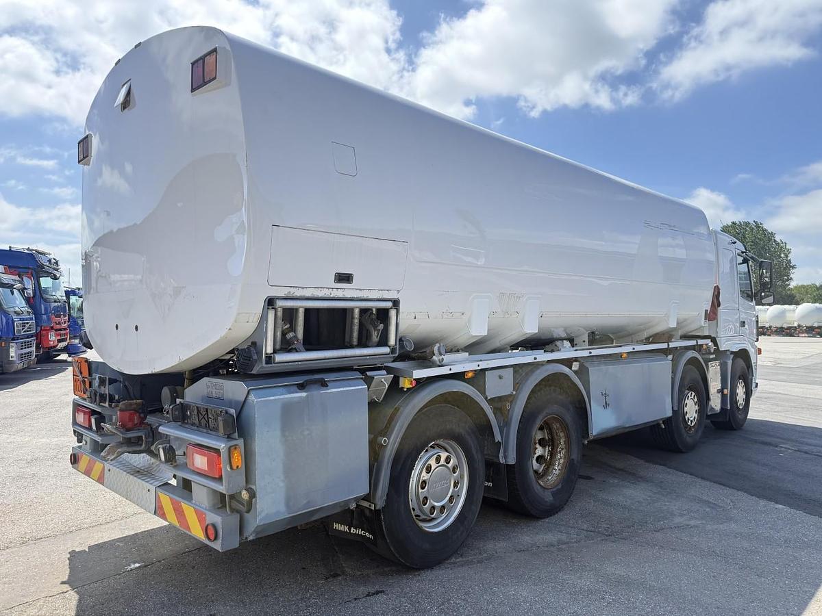 God Volvo FM440 8x2*6 24.000 l. ADR Tank