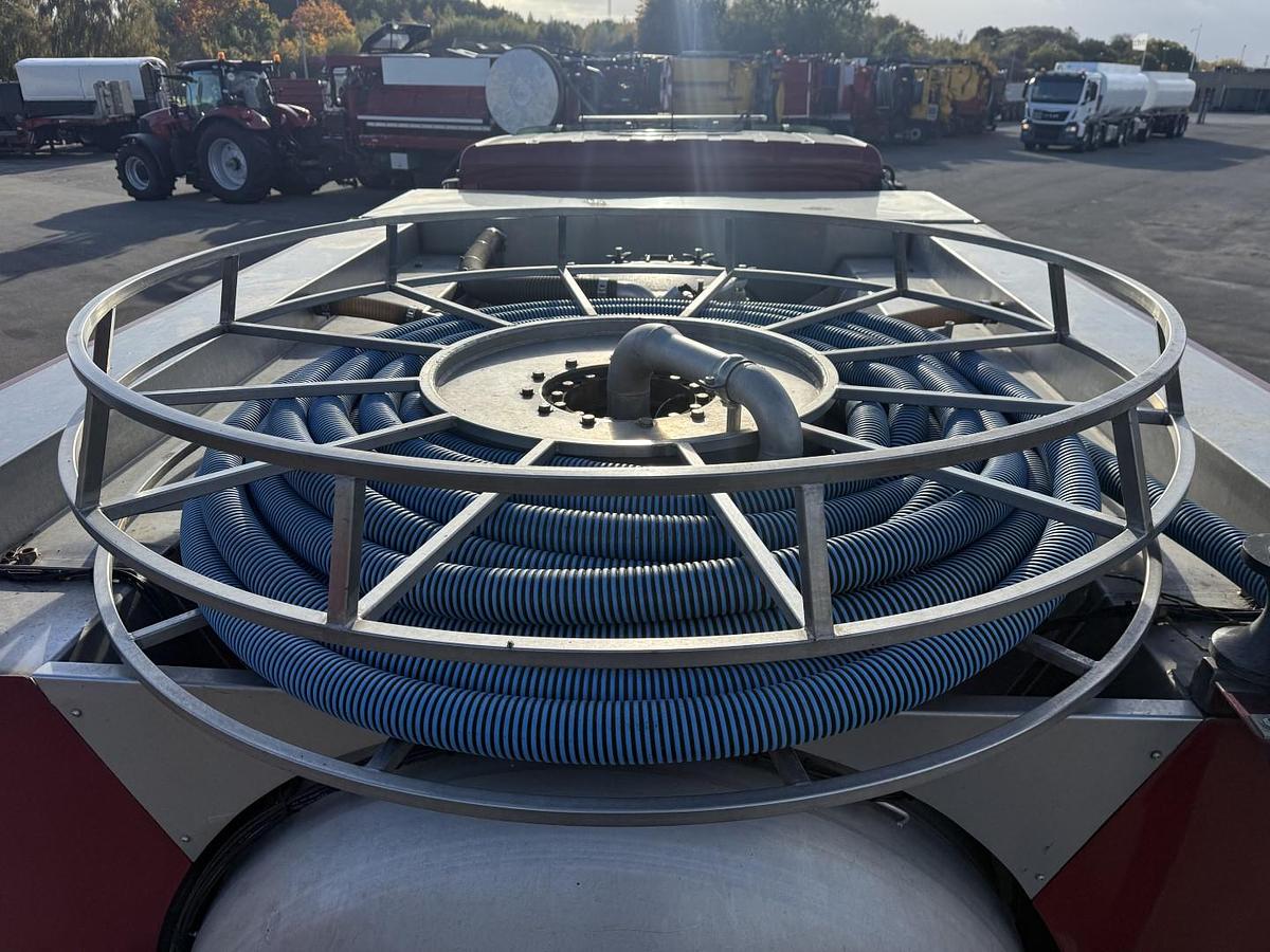 Meget god MAN TGM 14.250 4x2 VM-Tarm 4.000 l. Rustfri stål PED Kombi