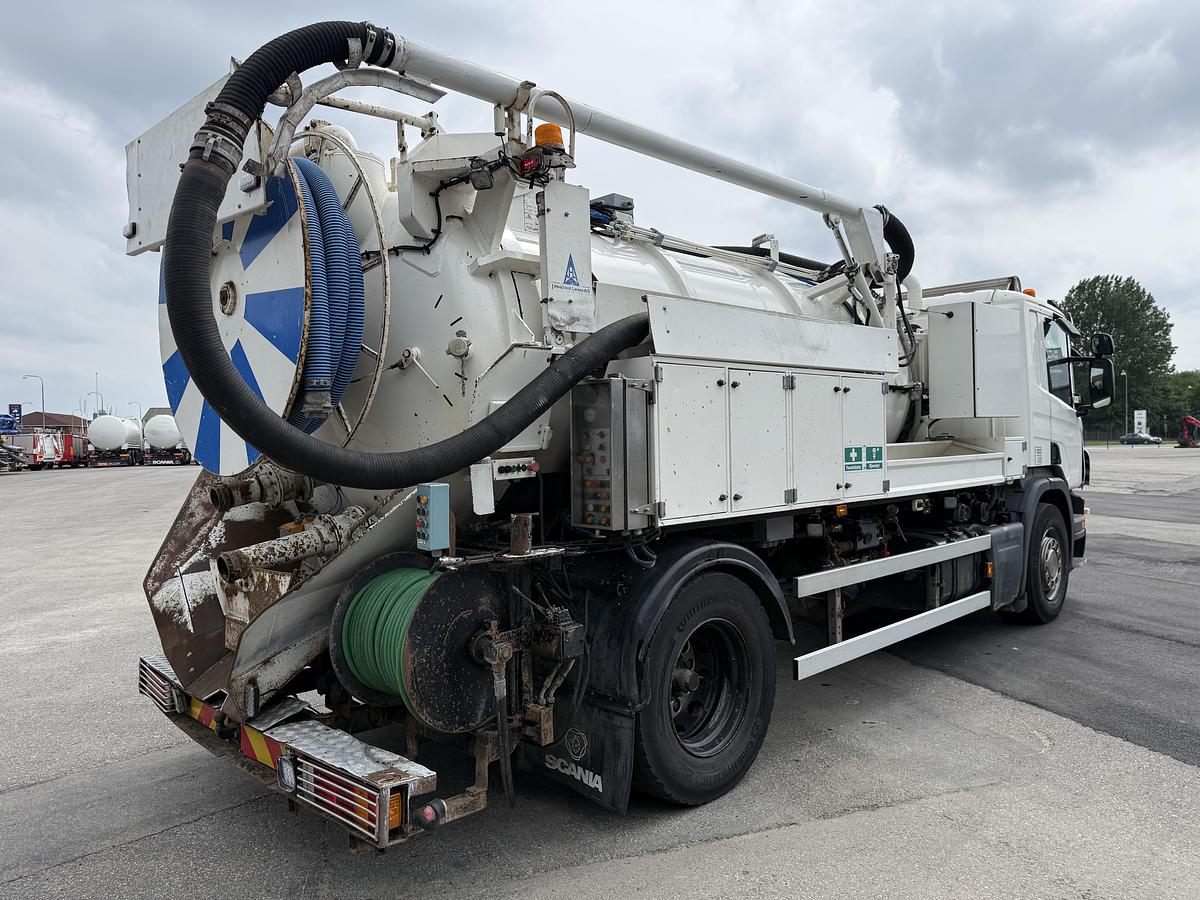God 2007 Scania P270 4x2 Hvidtved Larsen 7000 L