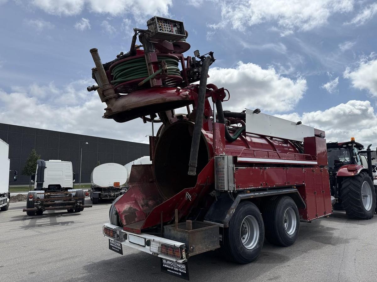 Meget god Case 240 Puma - Hvidtved Larsen 10.000 L KombiLine Slamsuger