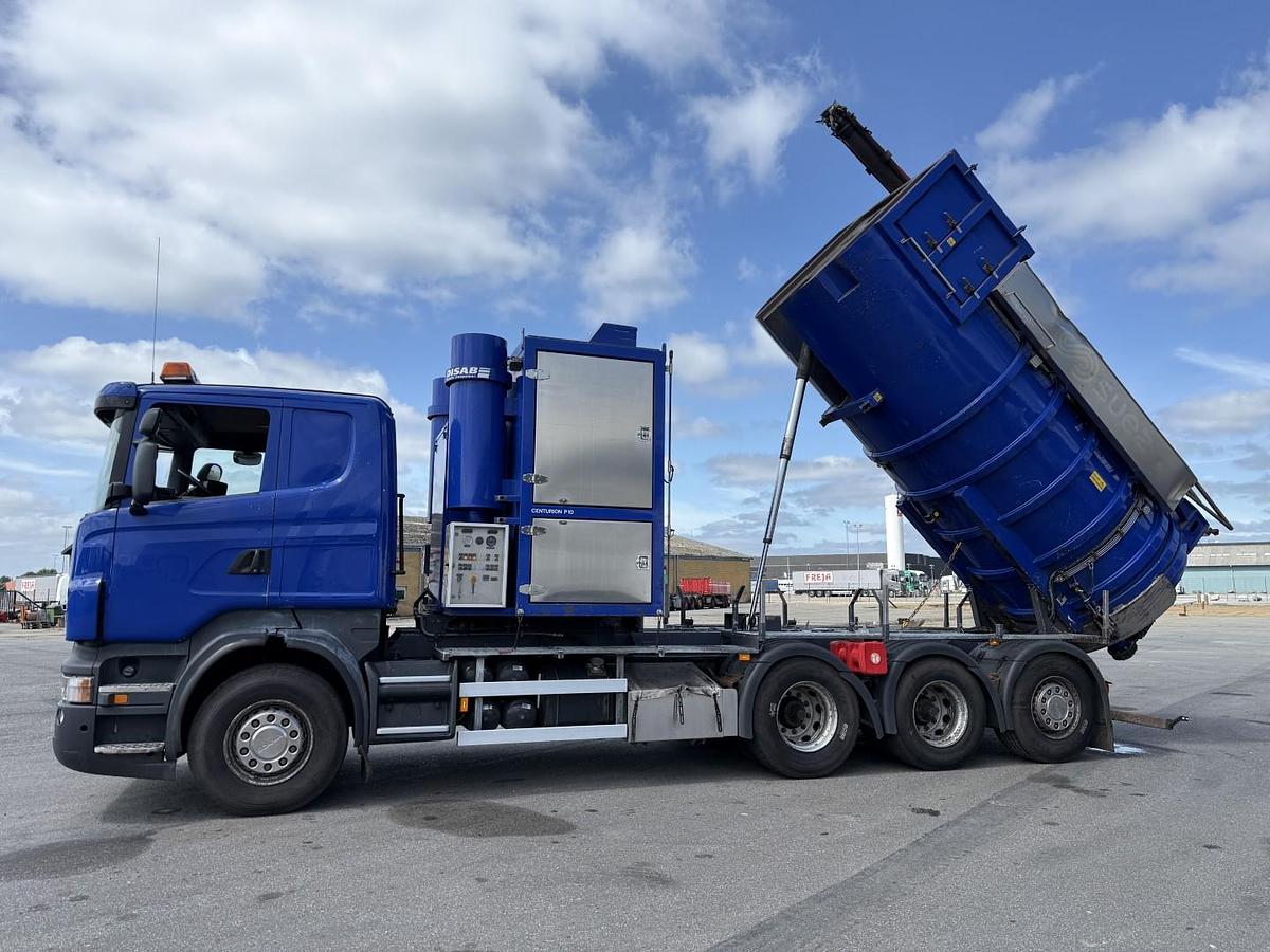 God 2011 Scania R420 8x4*4 Disab Centurion P10 Tørsuger