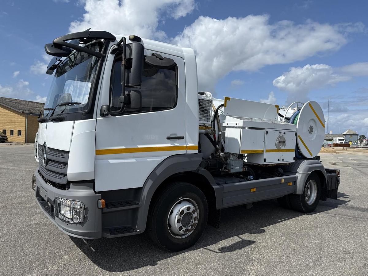 God Mercedes Atego 1323 4x2 Euro 6 Hvidtved Larsen Cityflex