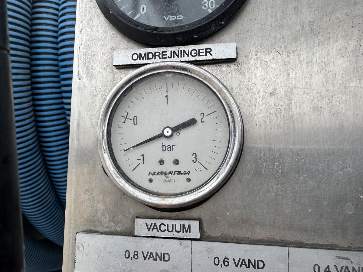 Meget god Scania P410 6x2*4 Hvidtved Larsen Flexline 312 ADR