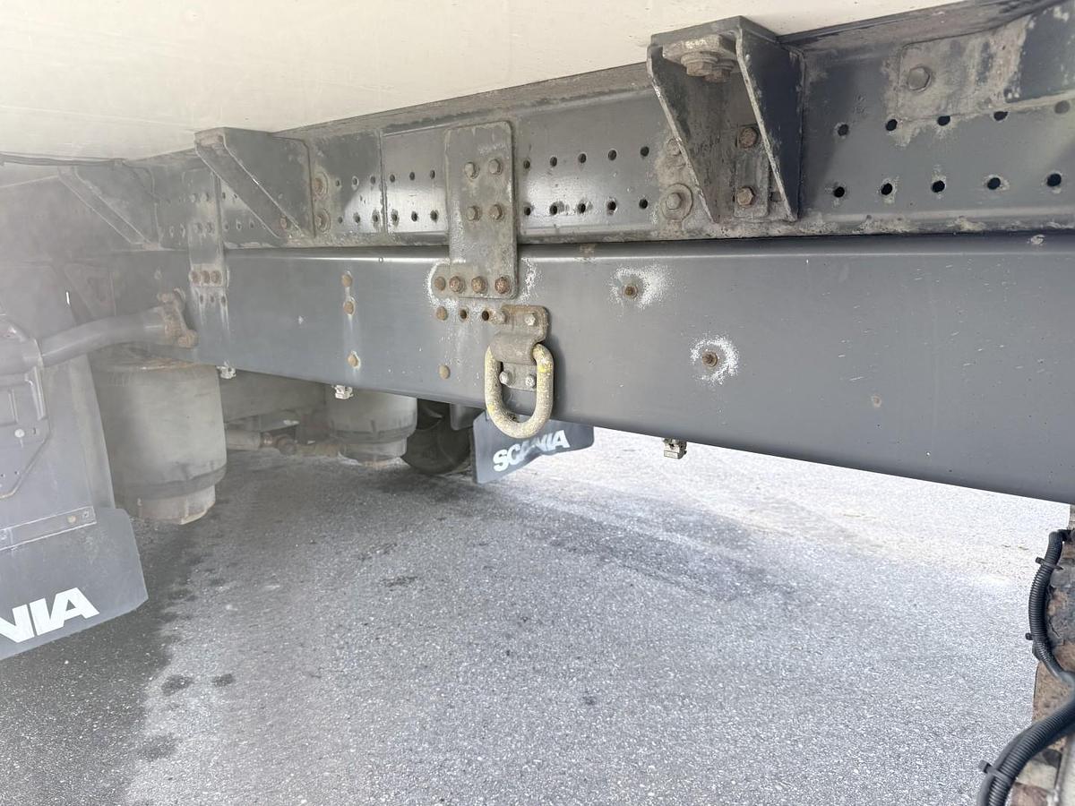 God 2015 Scania P320 6x2*4 Carrier Supra 1250 Mt 9.80 m. kasse