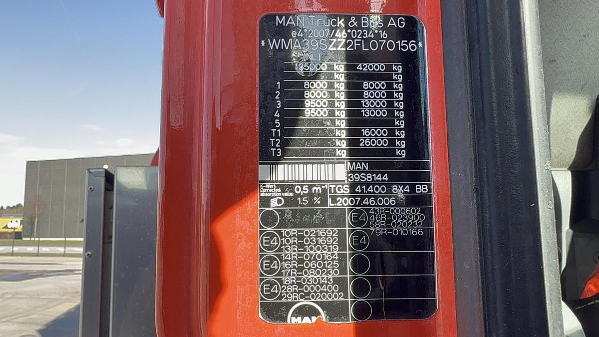 Meget god MAN TGS 41.400 8X4 BB Naaktgeboren VP-8000 - 14.000 L