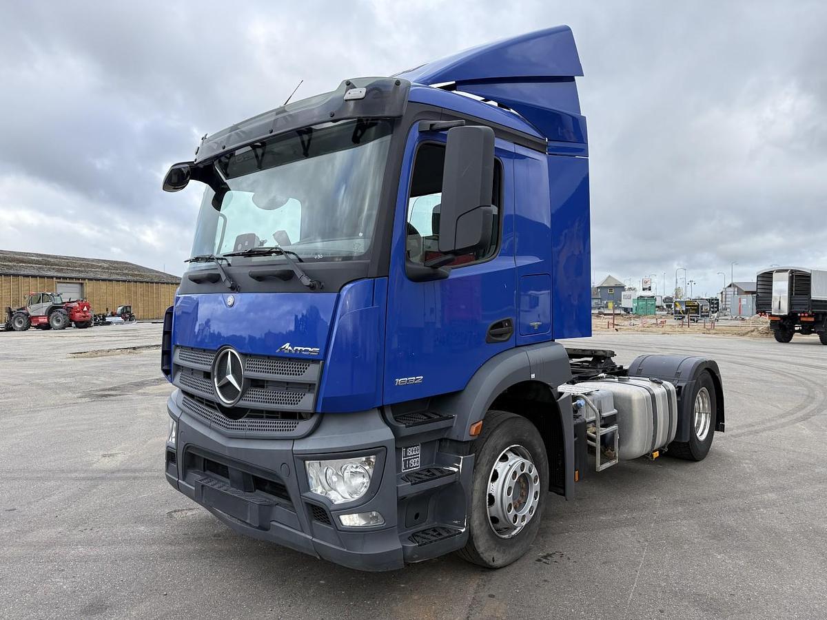 Meget god 2015 Mercedes Actros 1832 4x2 Euro 6