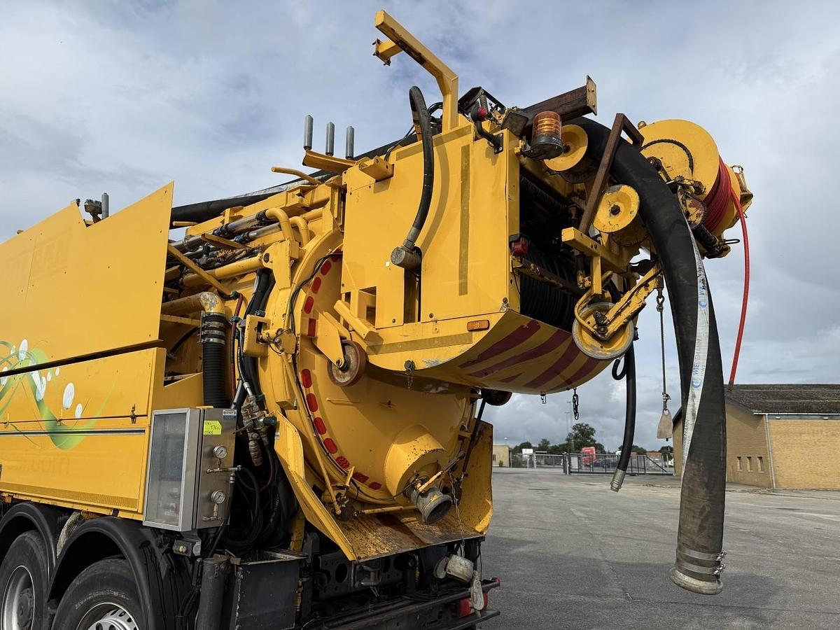 God Mercedes Actros 3258 8x4-4 Wiedemann Super 1000 Recycler