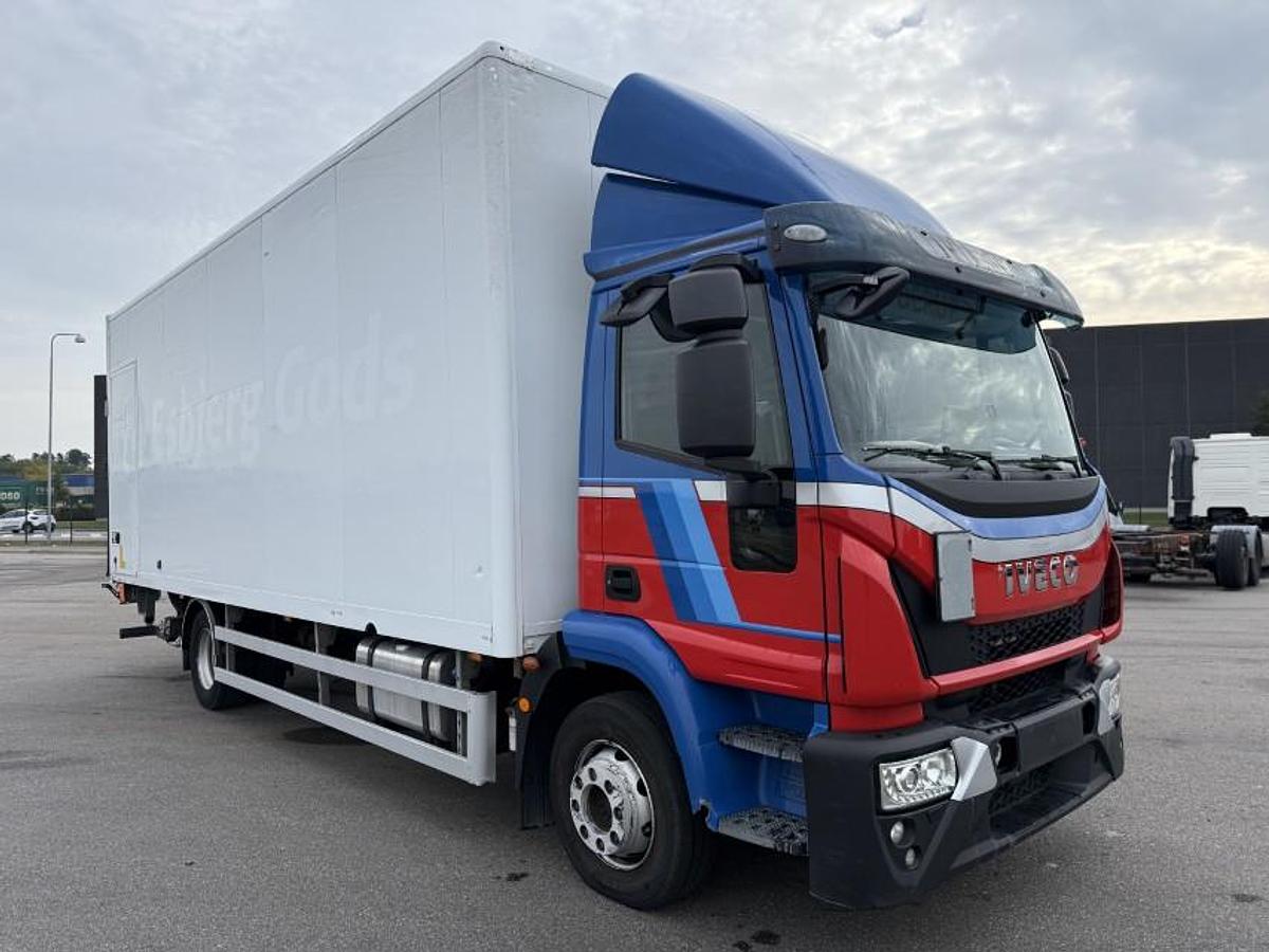 God 2018 Iveco Eurocargo 120E25 4x2 Lukket Kasse