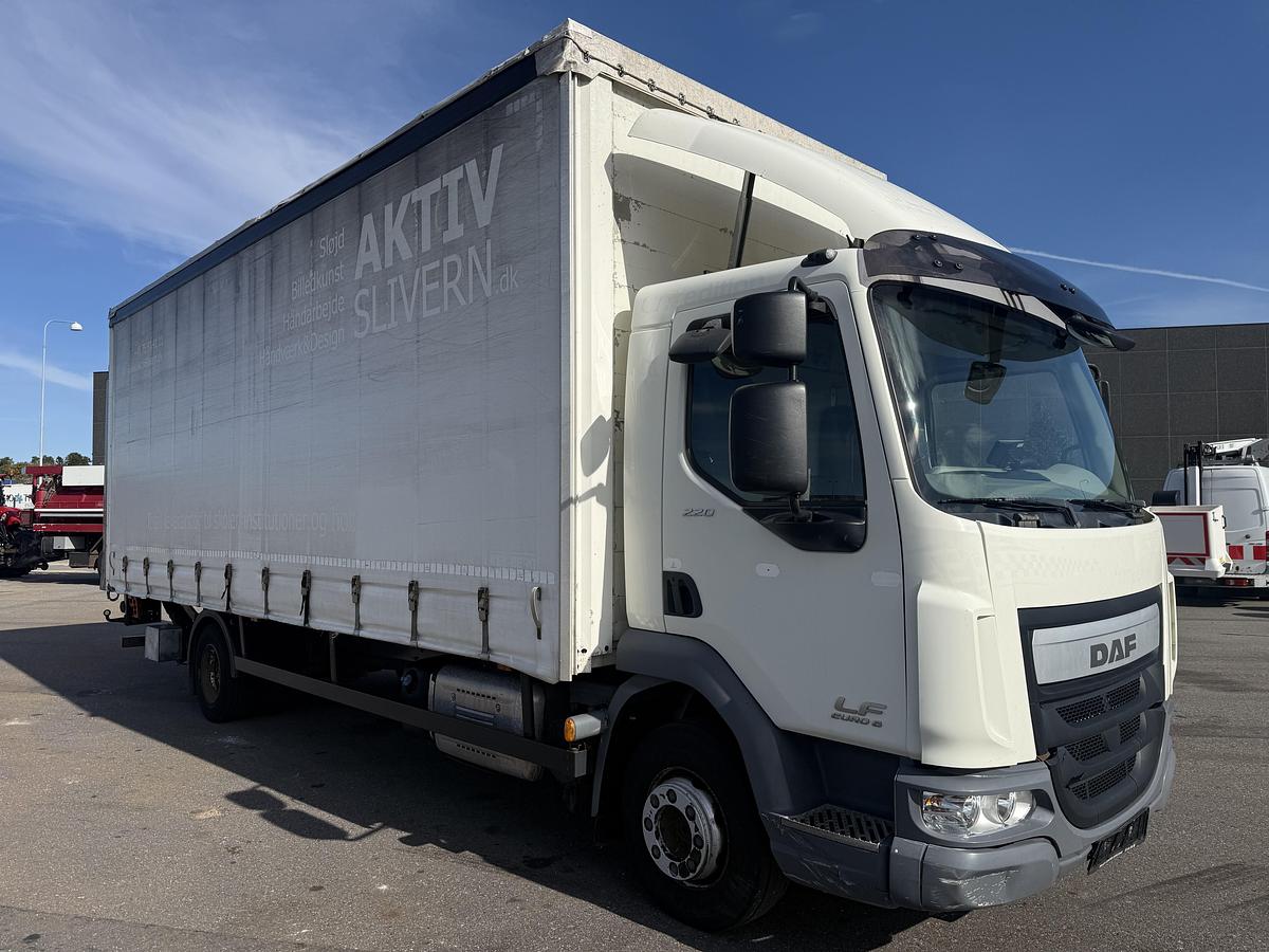 God 2016 DAF LF45/220 4x2 Fragtlad & lift Euro 6