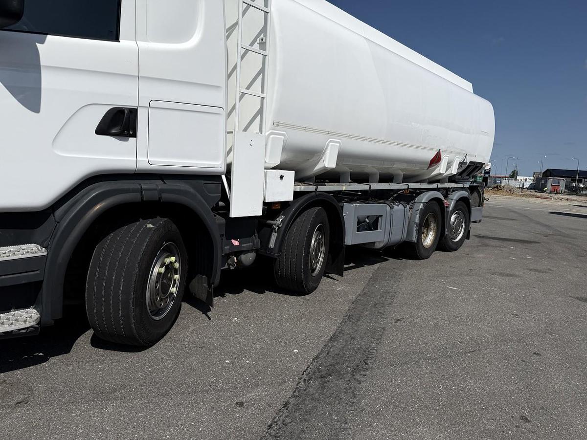 God 2010 Scania Scania G480 8x2*6 24.000 L / 5 rum / Tankbil /ADR