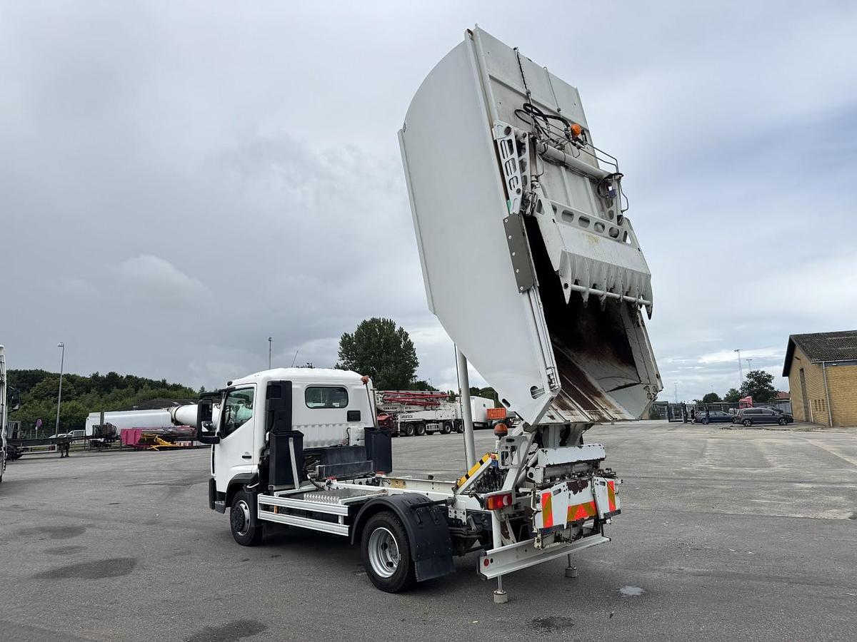 Meget god Renault D 7.5 180 4x2 Semat/Techno AZIMUT 8 m3 Skraldebil