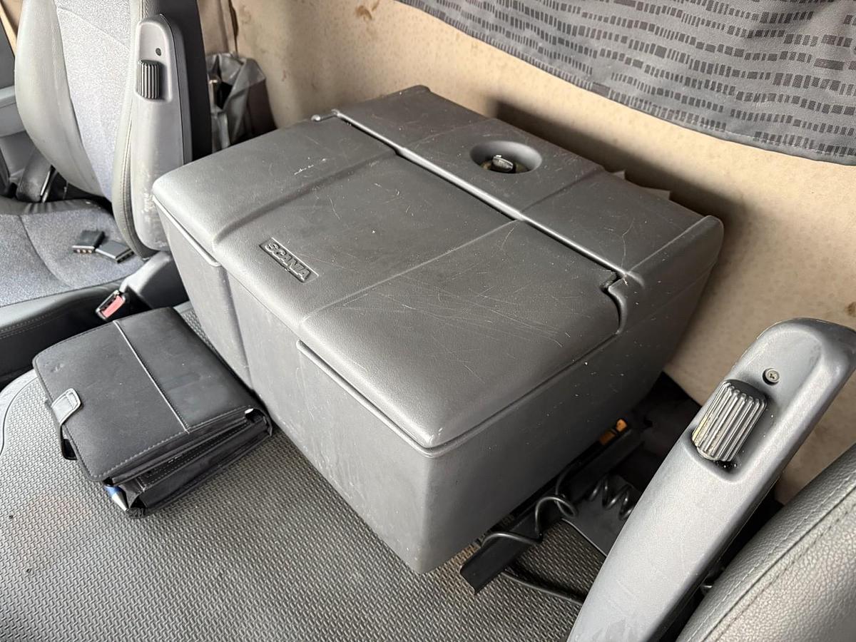 God 2008 Scania P380 8x2*6 Hvidtved Larsen Flexline 414