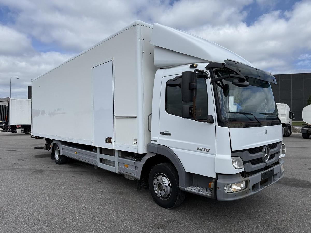 God 2011 Mercedes Atego 1218 4x2 Euro 5 8,0 m