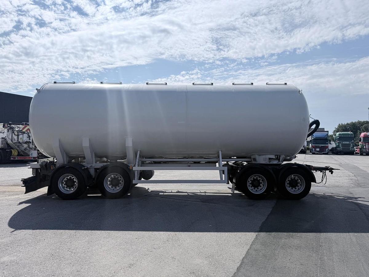 Meget god HMK Bilcon 30 t. 42 m3 Silo tank 6 rum