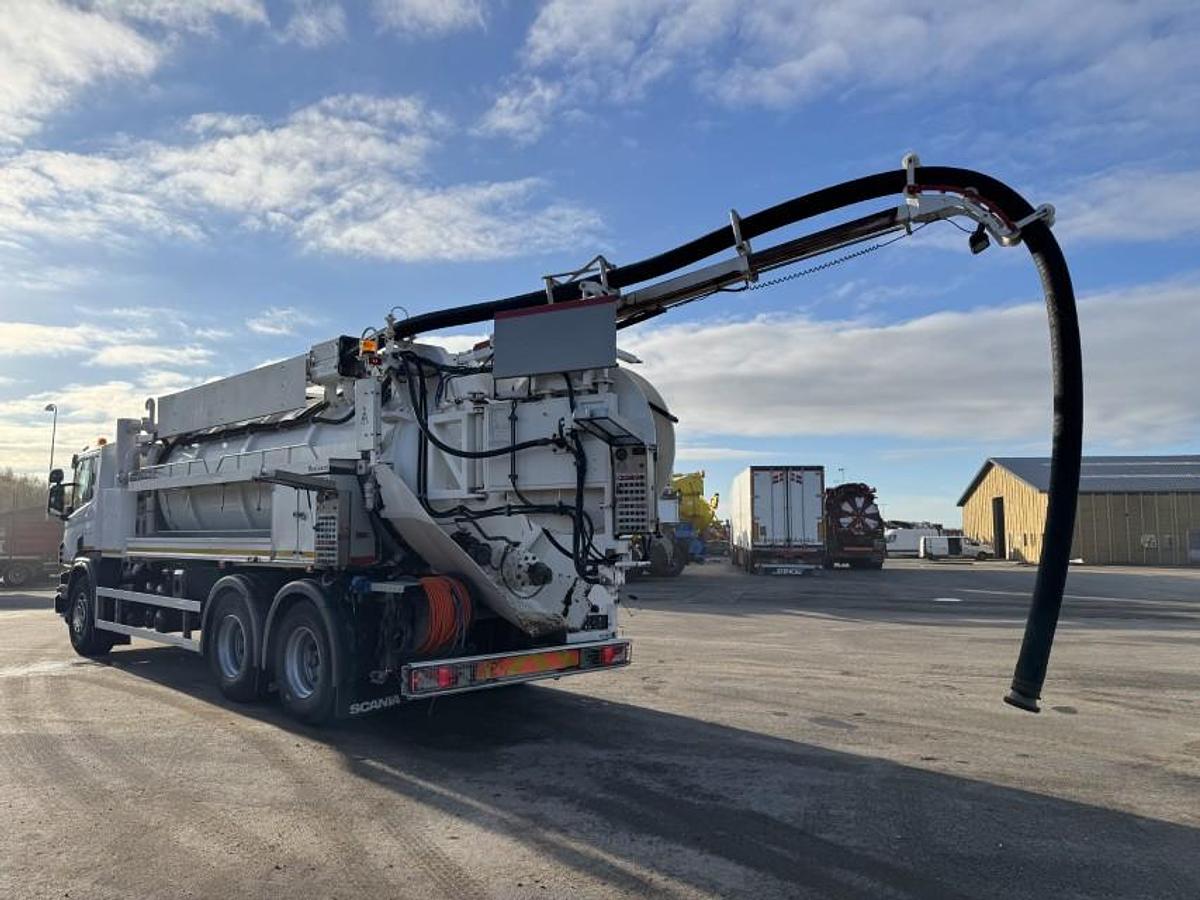 God Scania P360 EURO 6 6x4 Hvidtved Larsen FlexLine 312