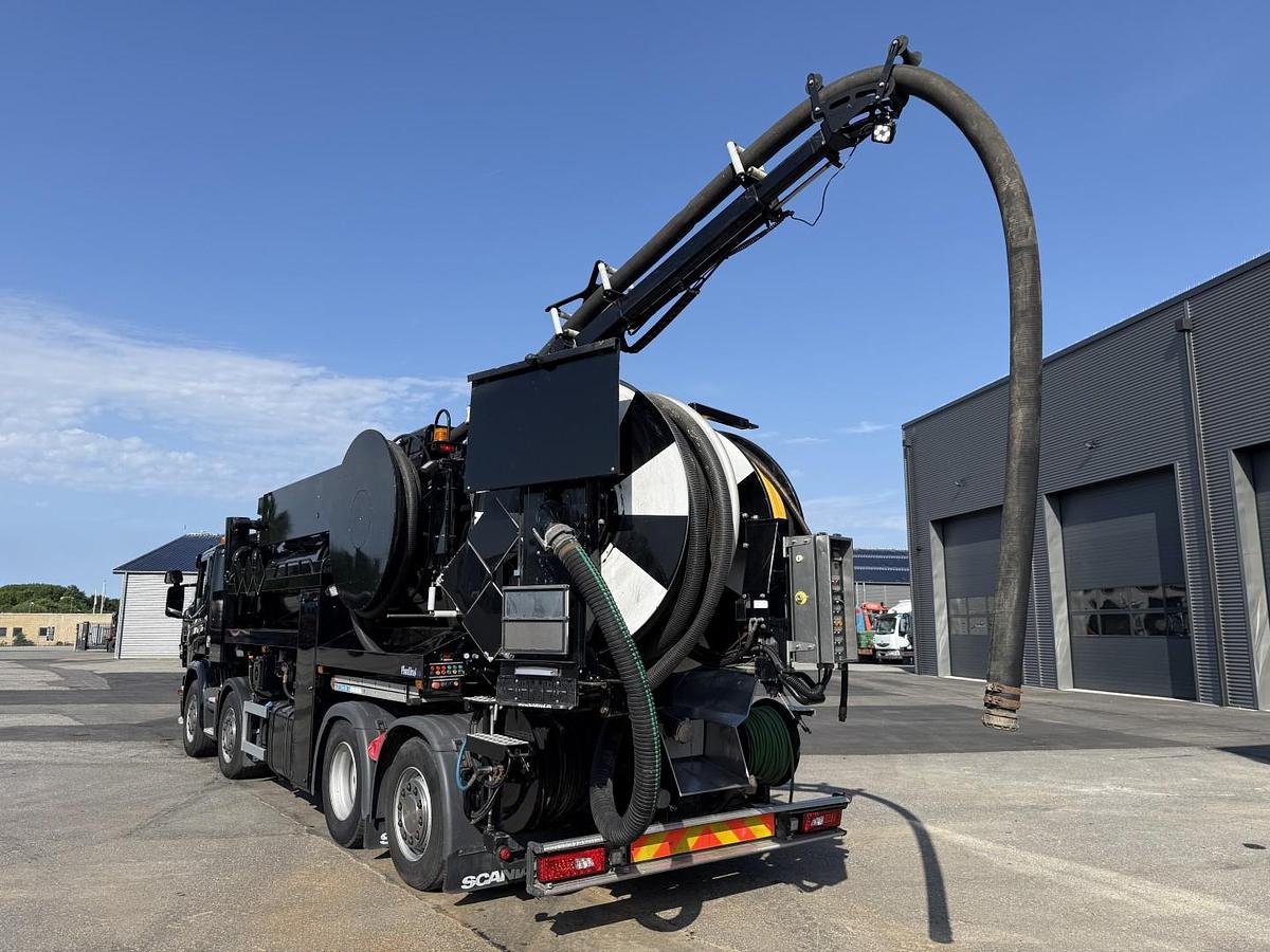 Meget god Scania P450 8x2*6 Hvidtved Larsen FlexLine 414 ADR